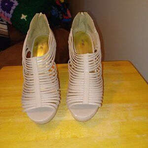 Vintage Apt. 9 Beige Strappy Zip Up Heels